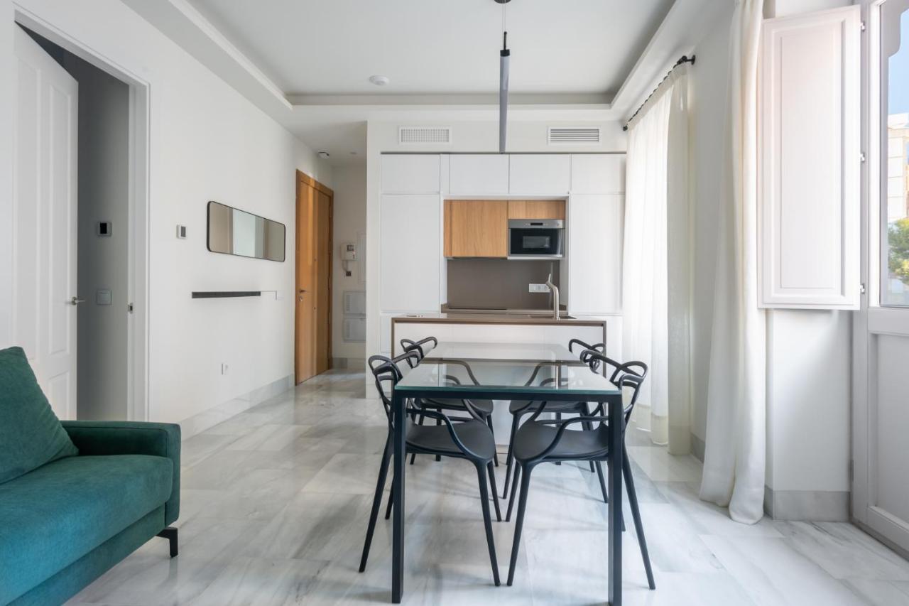 Pinar Vip Class Malaga C/Alcazabilla Eksteriør billede