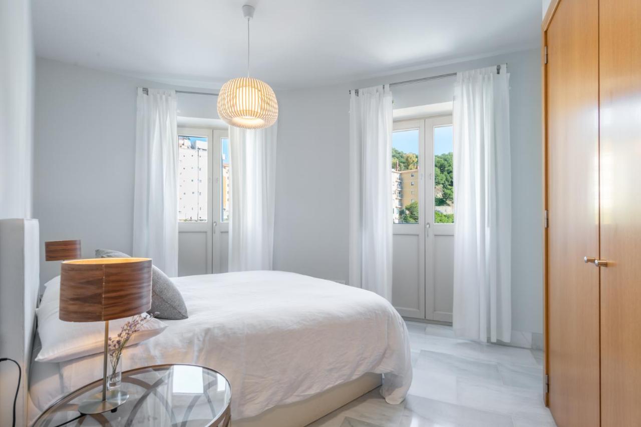 Pinar Vip Class Malaga C/Alcazabilla Eksteriør billede