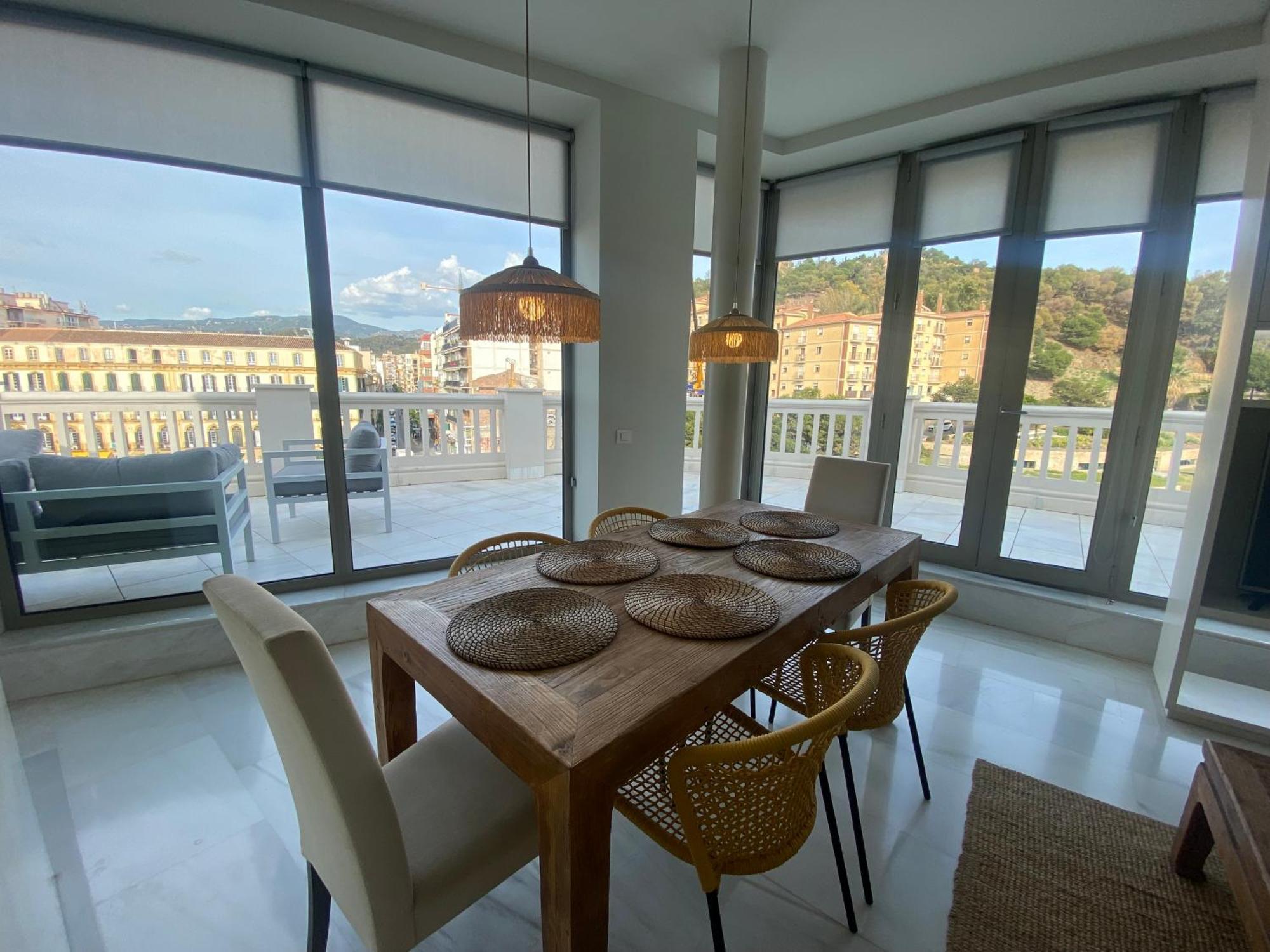 Pinar Vip Class Malaga C/Alcazabilla Eksteriør billede